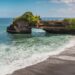 Pantai Batu Bolong Canggu, Pantai Cantik nan Unik di Bali