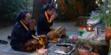 Tradisi Kiblat Sekawan Dimulai: Kraton Surakarta Gelar Wilujengan di Gunung Lawu